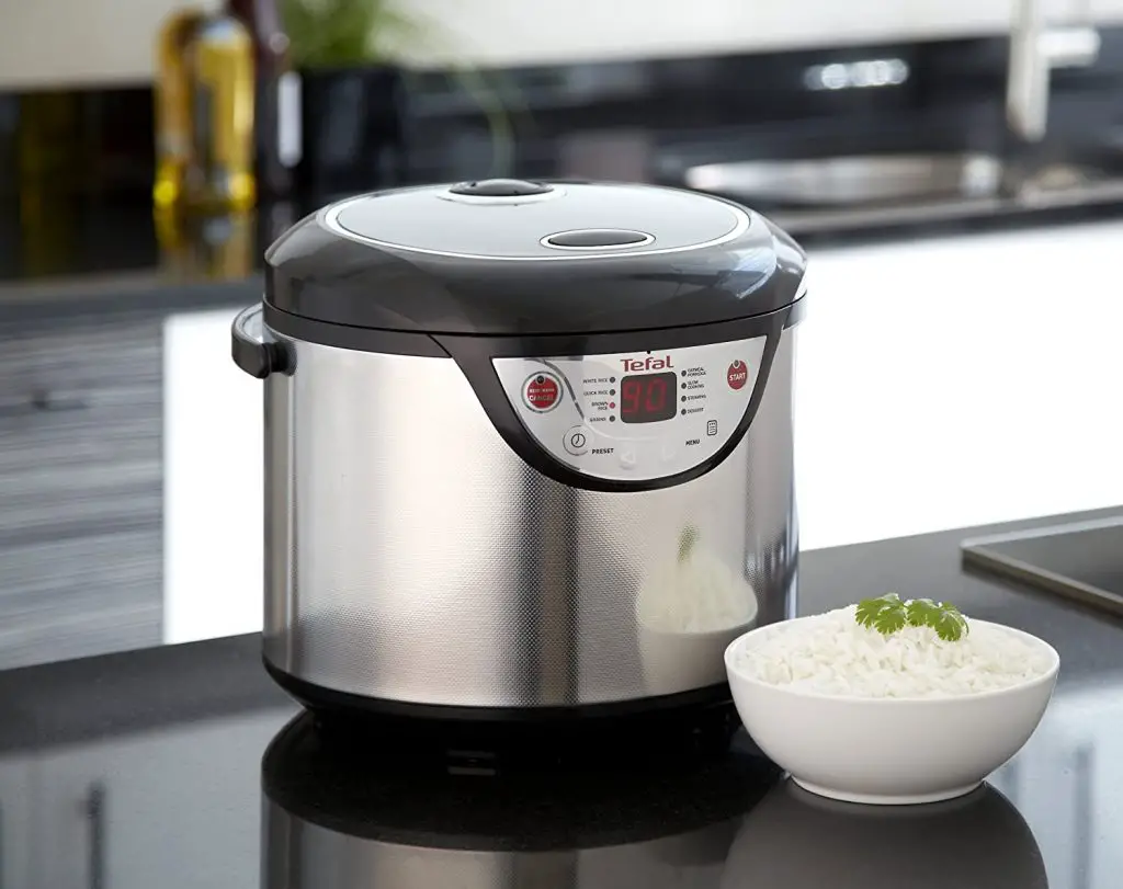 can-you-cook-pasta-in-a-rice-cooker-whisking-kitchen